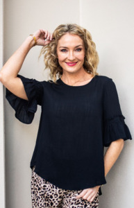 Tops: Willow Tree | Hi low Top -Black