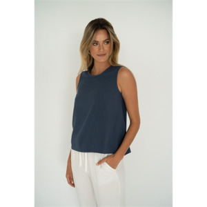 Humidity Lifestyle: HUMIDITY - Jade Top | Navy