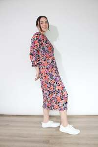 JACLYN M Lilly Crinkle Dress - Black Floral