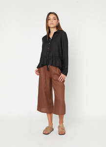 Blacklist: Blacklist Hannah Shirt - Black