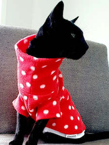 Frontpage: STYLECOM.NZ - Red + White Polka Dot Cat Top - Size S