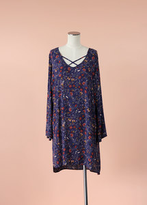 Products: All About Eve - Purple Floral Shift Dress, Size 12 - Styled in Seconds