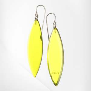 Colourful Statements Earrings: 40105400947Q00 COLOURFUL BEADS lime short hook size 4.6cm