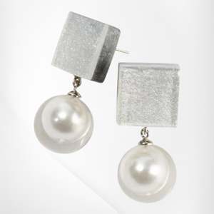 Bubbling Pearls: 2340503PS01Q00 VINTAGE PEARLS silverpearl stud