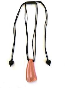 91502019198Q00  EMOCION Peach adj