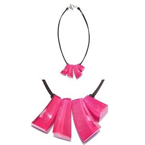 91501029017Q04 EMOCION Spectrum Pink adj