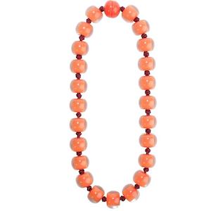 Colourful Beads Summer 22: 4010132YP02Q23 COLOURFUL BEADS orange bead/red cord 55cm