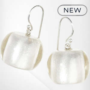 Jewelry: 1370501PEARQ00 BLISS Musee short hook