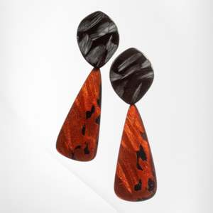 Mixed Earrings: 8400504REDDQ00 SAFIYA red stud