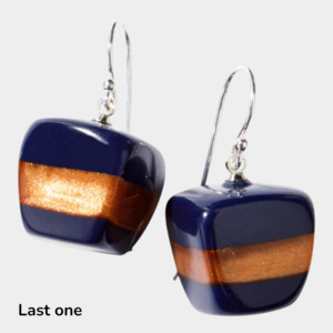 Bliss Musee: 1370513AZTN200 BLISS short hook