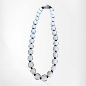 Colourful Beads New 1: 40101339037Q30 COLOURFUL BEADS white 55cm