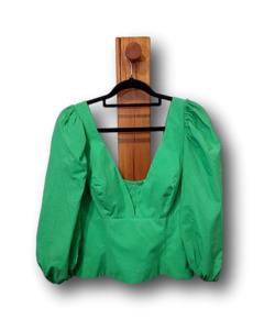 Cue. Puff Sleeve Top. Size 10  *New with Tags