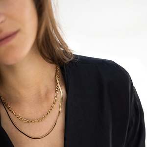 A C Oslo: Snake Chain Necklace - Gold