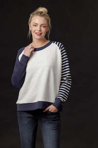 Sweater: Mi Moso Maeve Sweat - Navy