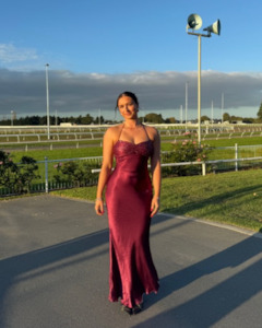 Jade Dress | Berry (S)