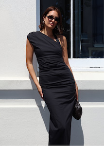 Size 6: Giacomo Gathered Gown Black