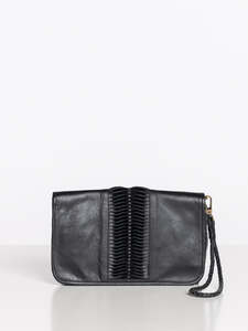 X L A B Wanderer Handbag Collection: Urban Edge Wallet Midnight Black