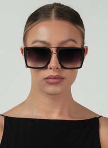 Otra Eyewear: Velda - Black/Smoke Fade