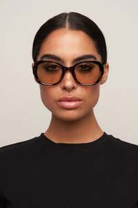 Darcy Tort/Brown