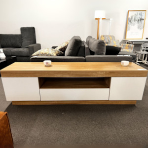 Entertainment Units: PERMAX ENTERTAINMENT UNIT 180CM OAK COLOUR IN SIDE