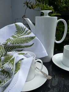 Linens: Tea Towel Fern Green - Linen