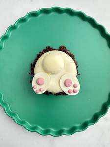 Products: In person class - Blackcurrant Bunny Butt Petit Gateau- 5/4