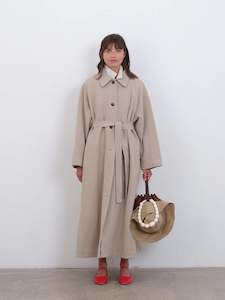 Cawley: Japanese Flax/Cotton Gabardine Wickham Trench in Oatmeal