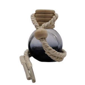 Wax Melts: Mini hanging car diffuser - Driftwood fragrance