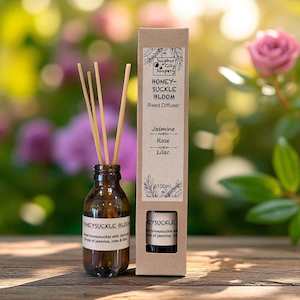 Reed Diffuser - Honeysuckle Bloom