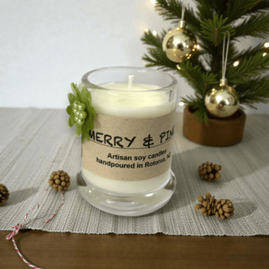 Merry & Pine scented soy candle. 50g CLEARANCE