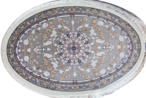 Scatter Rugs: Oval Gray Filigree