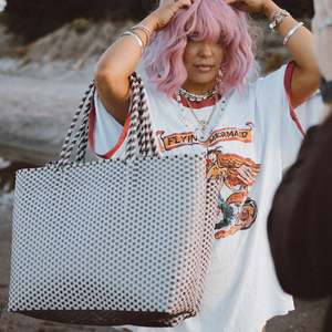 All: Carry-all Glow Tote