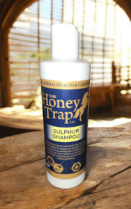 Shampoo Conditioner: The Honey Trap Sulphur Shampoo