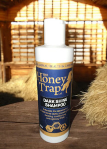 The Honey Trap Dark Shine Shampoo