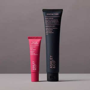 Ashley Co Bathroom Body: Ashley + Co Everyday Easies Gift Set