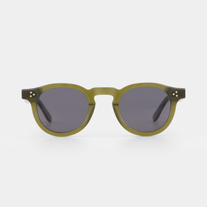 Discount Allowed: Isle of Eden Sunglasses - The Drew in Frosted Green