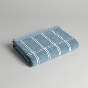 Baina Towels: BAINA Sorn Bath Towel - Celeste/Chalk