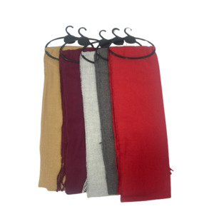 Winter Popular: Bright Polyester Scarf 190 x 30cm