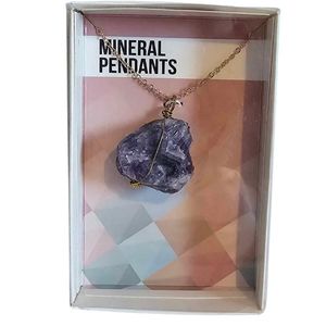 Necklaces: Mineral Pendant Assorted