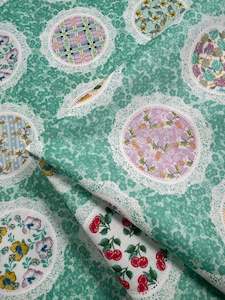 Printed Cotton - Mixed Mirrors - 112cm