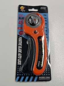 Sewing Accessories: Rotary Cutter - Pink