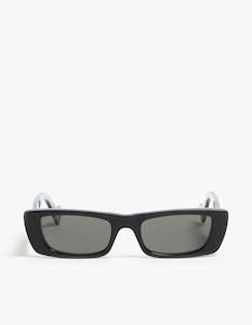 Gucci Eyewear: GG0516S Sunglasses - Black