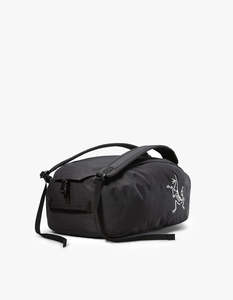Arcteryx Mens: Carrier 40 Duffle Bag - Black
