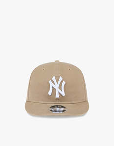 New Era: New York Yankees 9FIFTY Retro Crown Washed Earthtone Cap - British Khaki