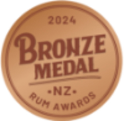 Rum Co. of Fiji Ratu 8YO Signature Blend Rum Liqueur 700ml - Flavoured Rum Super Liquor