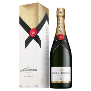 Sparkling Wine: Moët & Chandon Impérial Brut Champagne Gift Box 750ml - Champagne Super Liquor
