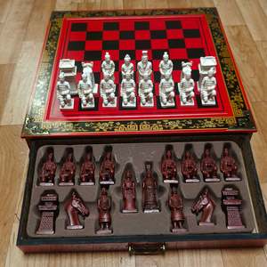 Chinese Qin dynasty chess set
