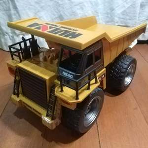 R C Toys: Dump truck