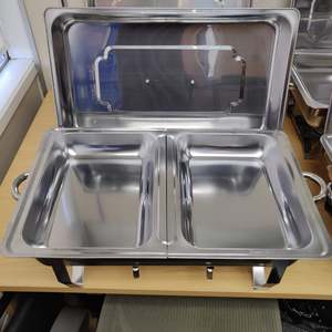 Chafing Dish: Chafing dish 1/2 Tray