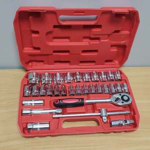 Car Tools: Mechanics Tools Kit 32pcs
